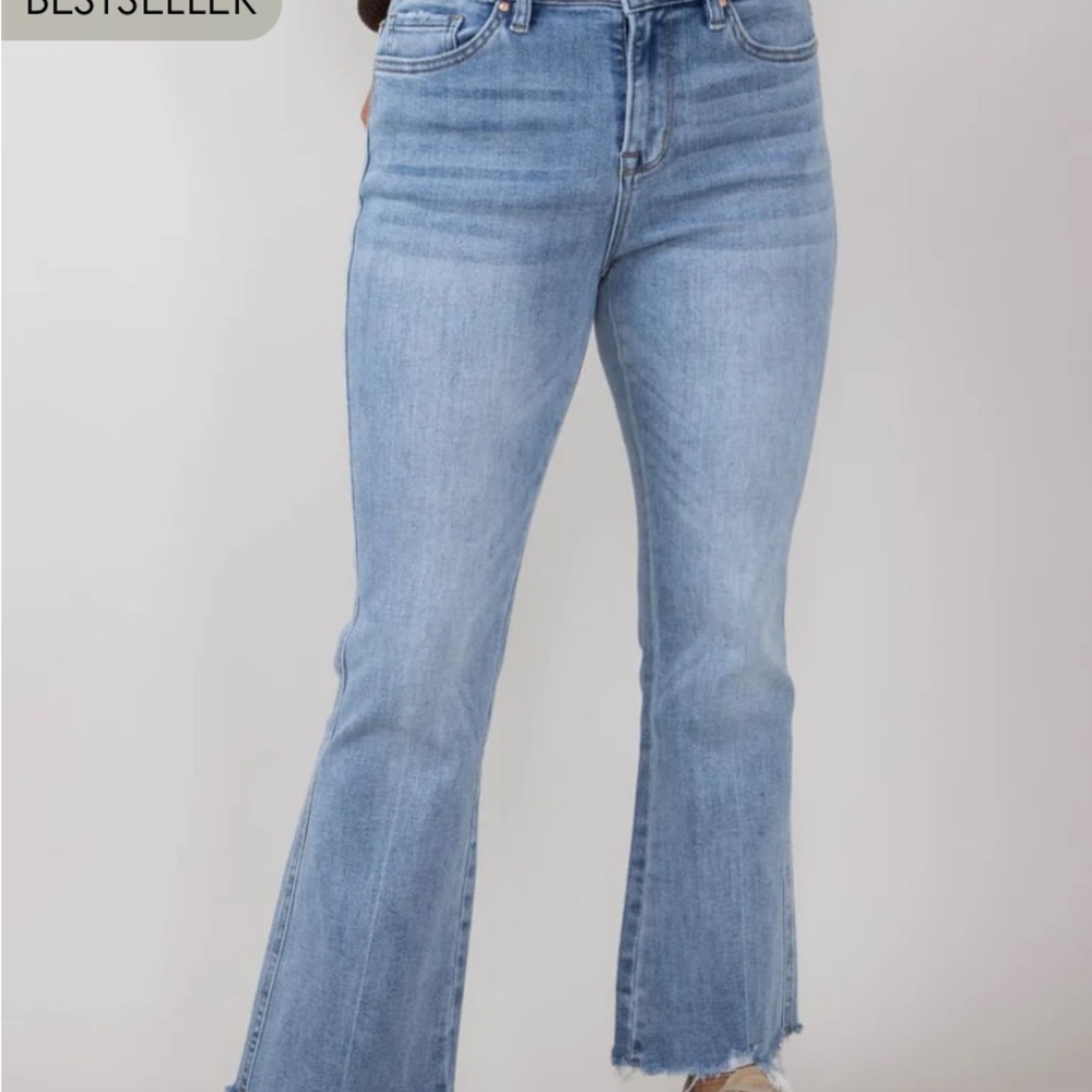 Wallflower The Fearless Curvy Super High Rise Jeans Size 9 Juniors